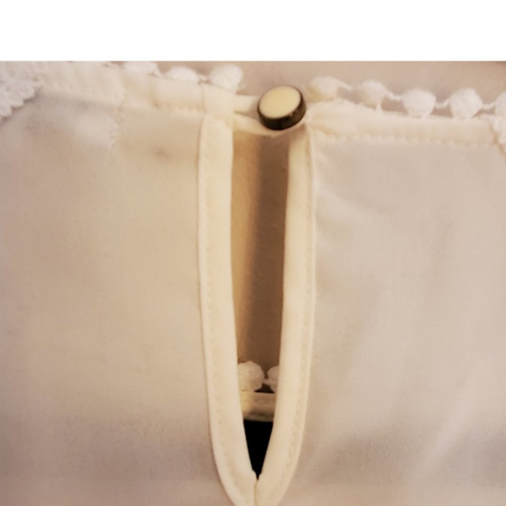 Faith & Joy White/Ivory Lace Trim Pom Pom Neck Blouse - SZ Small - Picture 6 of 9